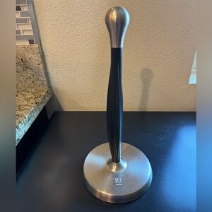 Umbra Tug Paper Towel Holder